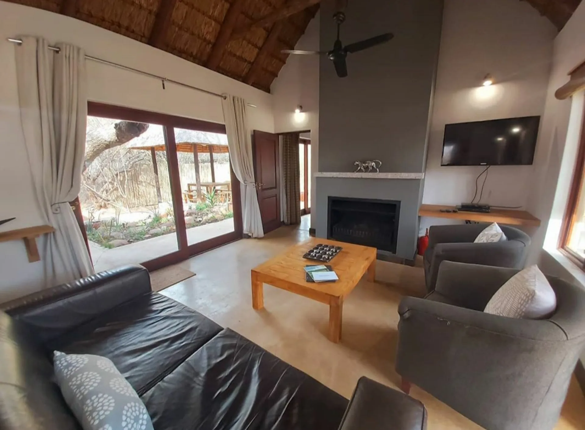 Bonsai Break-Away Guest House